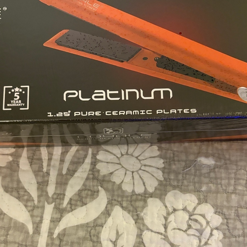 Royale Platinum Orange Citrus Hair Straightener ~ 1.25 Ceramic Plates - New - Picture 4 of 8